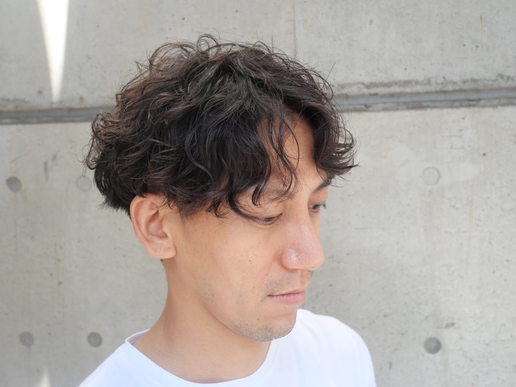 メンズ髪型 30代40代おススメパーマスタイル 渋谷の美容院 メンズパーマが得意 Boucle